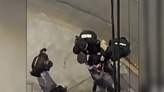 Le robaron por segunda vez en tres días, pidió ayuda a los gritos y los vecinos atraparon al sospechoso