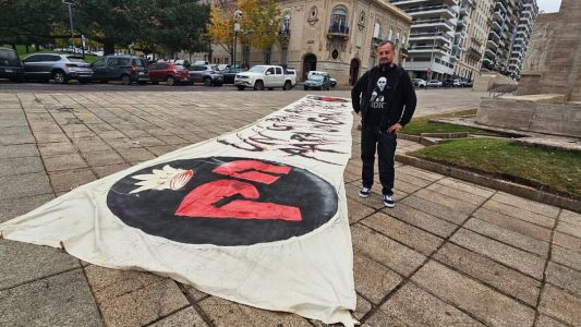 Convocan a una "misa ricotera" en el Monumento a la Bandera de Rosario para despedir al Indio Solari