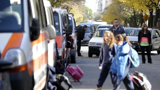 El Municipio Rosario lanzó una campaña para ordenar el tránsito en escuelas y evitar infracciones