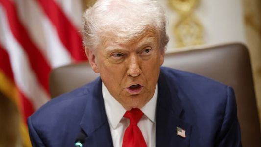 La Cámara de Representantes de EE.UU. votó a favor de limitar poderes de guerra de Trump