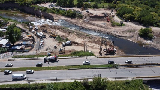 Cascada del Saladillo: la Provincia avanza con la obra clave para salvar el puente Molino Blanco