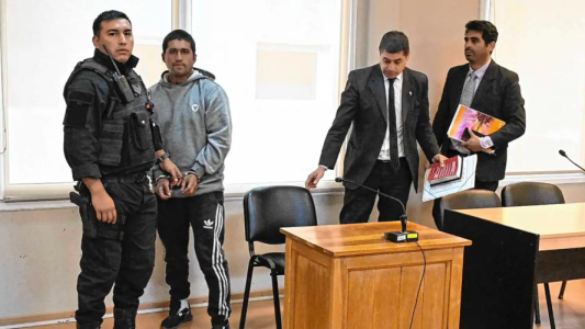 Un hombre intentó matar a su exmujer en la vía pública