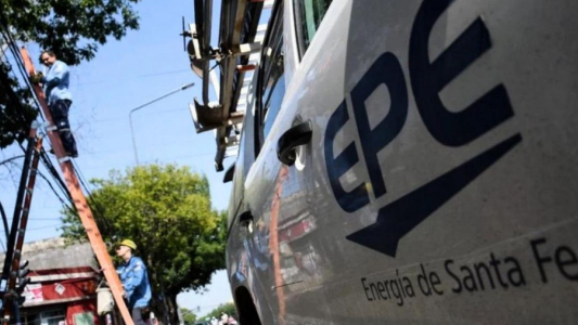Rosario refuerza su red eléctrica para resistir el calor de febrero