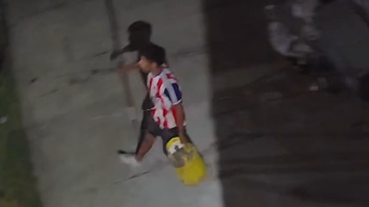 Granadero Baigorria: trepó, entró y se robó una garrafa