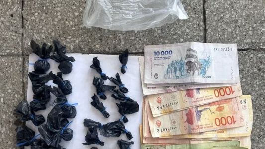 Redada policial en la zona oeste de Rosario: detuvieron a un dealer que vendía drogas en la vía pública