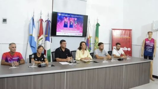 Reconquista presentó el Triatlón “Copa Jaaukanigás” 2026: se correrá el 22 de febrero en el Puerto