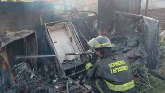 Se incendió una vivienda precaria en El Mangrullo