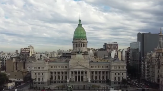 Diputados debate la reforma laboral: eliminan el polémico artículo sobre salarios en licencias