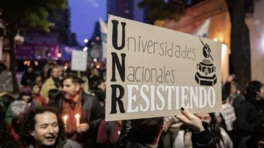 Docentes de la UNR en alerta por modificaciones en la ley de financiamiento universitario
