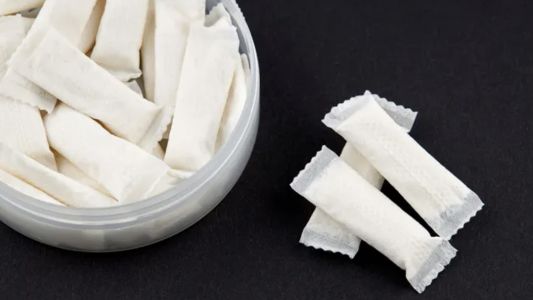 Buscan regular la venta de bolsitas de nicotina en Rosario y equipararlas al tabaco