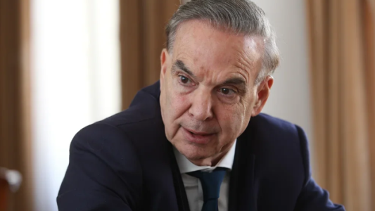 Dura crítica de Pichetto al peronismo: “No puede tener como única bandera frenar a Milei”