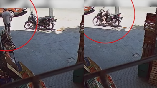 Robo de moto a plena luz del día y a cara descubierta