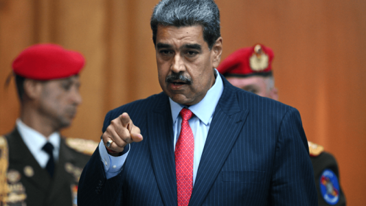 Maduro advierte a Kast tras su victoria en Chile: "¡A los venezolanos se respeta!"