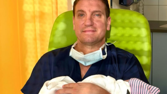 Nació Lando, el segundo hijo de Maxi López y Daniela Christiansson