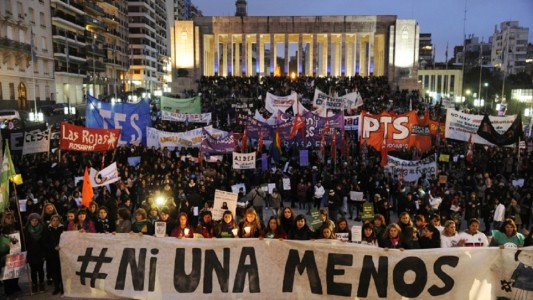 Marcha en Rosario por el Día Internacional de la Eliminación de la Violencia contra la Mujer