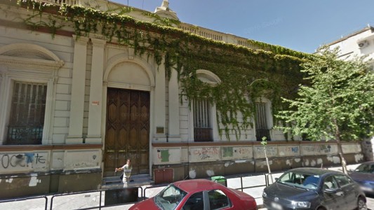 Dos alumnos resultaron heridos en una pelea al salir de una escuela de barrio Martin