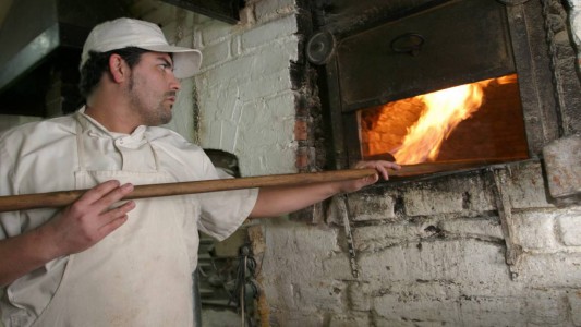 Pymes, comercios y entes oficiales podrán pagar en cuotas el 50% del consumo de gas del invierno