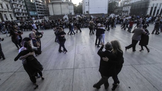 Con una gran Milonga Patria finalizó el XII Encuentro Metropolitano de Tango