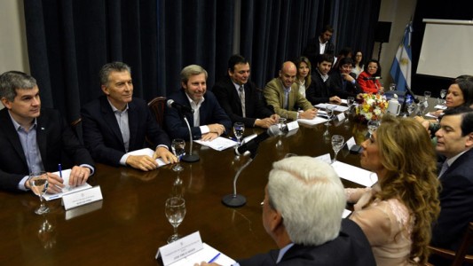 Finalmente, funcionarios políticos no podrán entrar al blanqueo de capitales