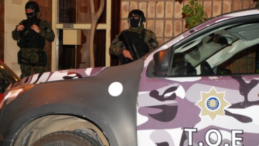 Allanan hoteles y privados y detienen a varias personas por facilitamiento de la prostitución