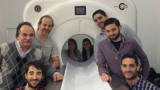 El primer tomógrafo fabricado en el país ya funciona en el Hospital de Clínicas