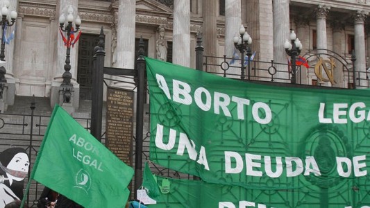 El Gobierno dio luz verde y libertad de acción para debatir el aborto legal en el Congreso