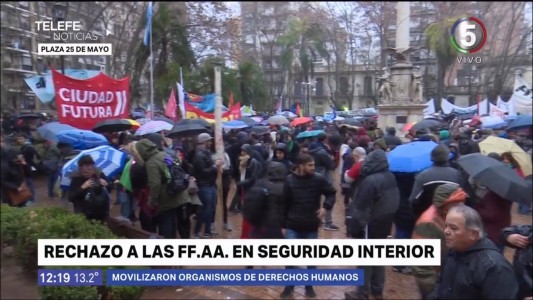 Masiva movilización  en Rosario contra el decreto presidencial sobre las Fuerzas Armadas