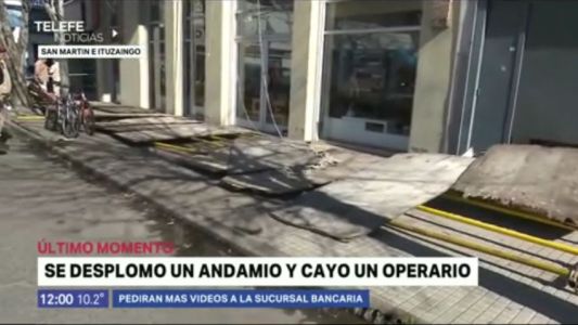 Se desplomó un andamio: un operario y una peatona resultaron heridos