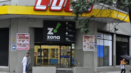 Coto volvió a enviar telegramas de despido para sus empleados, vencida la conciliación obligatoria