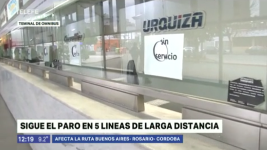 Continúa el paro de choferes de larga distancia