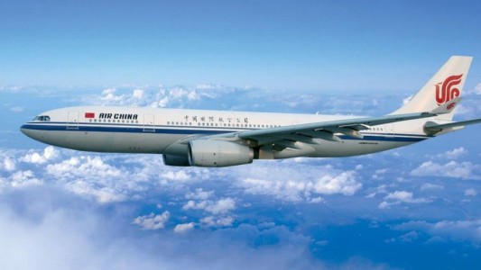 Un avión debió volver al aeropuerto de París por una falsa alerta terrorista