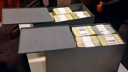 Encontraron más de 4 millones de dólares en las cajas de Florencia Kirchner