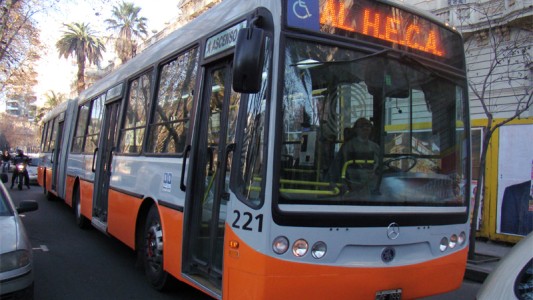 Desde el próximo lunes el boleto de colectivo costará 9,70 pesos