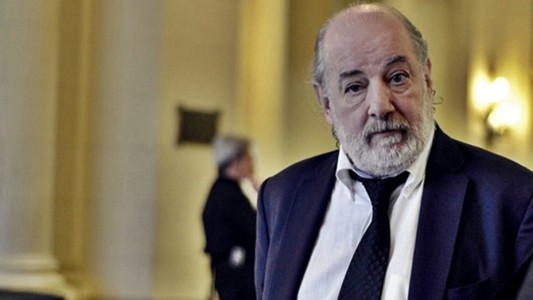 Bonadío sugirió que no dispondría la detención de Cristina en la causa de dólares futuro