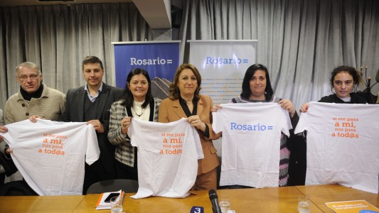 Se presentó una campaña contra el acoso en el transporte público