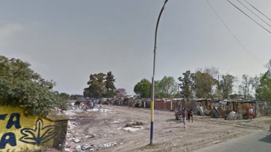 Hallaron el cadáver de un joven dentro de un pozo en una vivienda de Génova al 2100