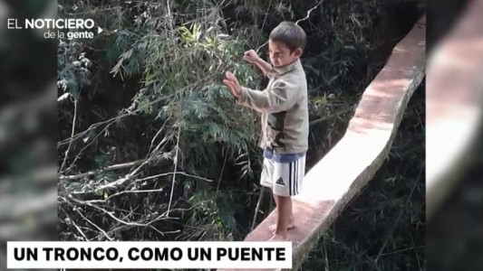 A la escuela, sea como sea: el sacrificio de un grupo de chicos de Misiones para ir a estudiar