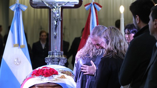 Emotiva despedida al exgobernador de Córdoba José Manuel de la Sota