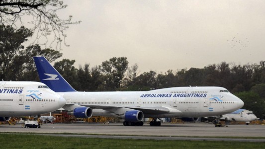 Aerolíneas Argentinas reprogramó todos sus vuelos del martes