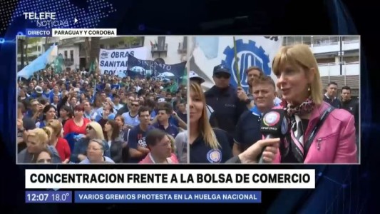Marcha y concentración frente a la Bolsa de Comercio