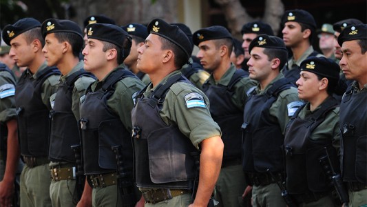 Más de 2 mil gendarmes y efectivos de la policía realizan un megaoperativo antidrogas en la villa 1-11-14