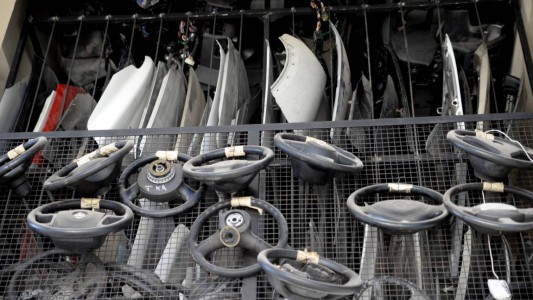 Allanan y clausuran un desarmadero en la zona sudoeste de Rosario