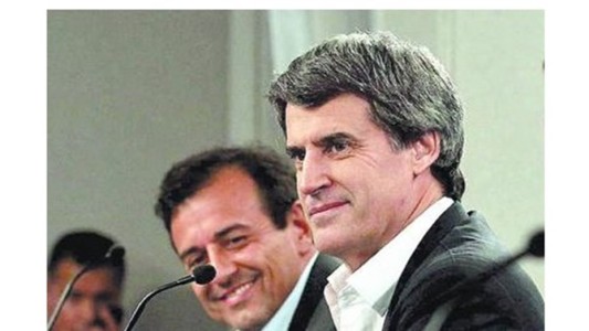 Desde el Gobierno aseguraron que ya "hubo una lluvia de dólares" en Argentina