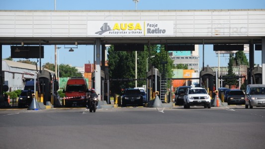 Un automovilista mató a otro adelante de su pareja e hijos tras una discusión en la Autopista Illia