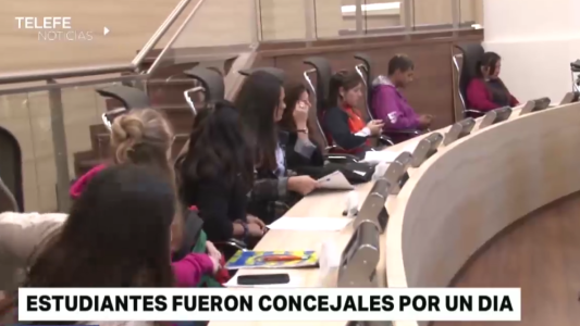 Parlamento estudiantil: alumnos secundarios fueron concejales por un día