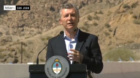 Macri pidió transitar un camino "sin aprietes ni comportamientos mafiosos"