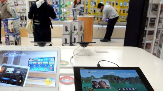 El Gobierno eliminará a partir de marzo el arancel del 35 por ciento para importación de computadoras