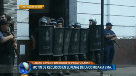 Motín de reclusos en la comisaría septima