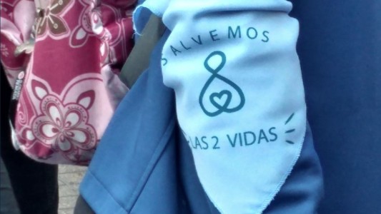 Padres "provida" intentaron frenar una clase de ESI: "Vamos a perseguir a los aborteros hasta que no quede ni uno"