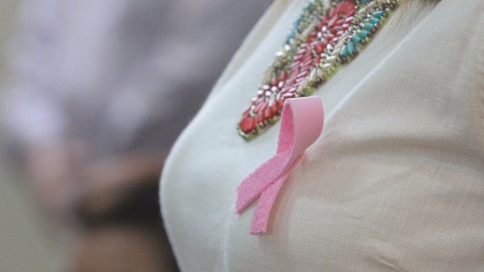 Día de Lucha contra el Cáncer de Mama: ofrecerán una charla virtual para concientizar y aprender